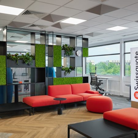 Swissquote Sets Sixth Consecutive Record in H1 2025) Results