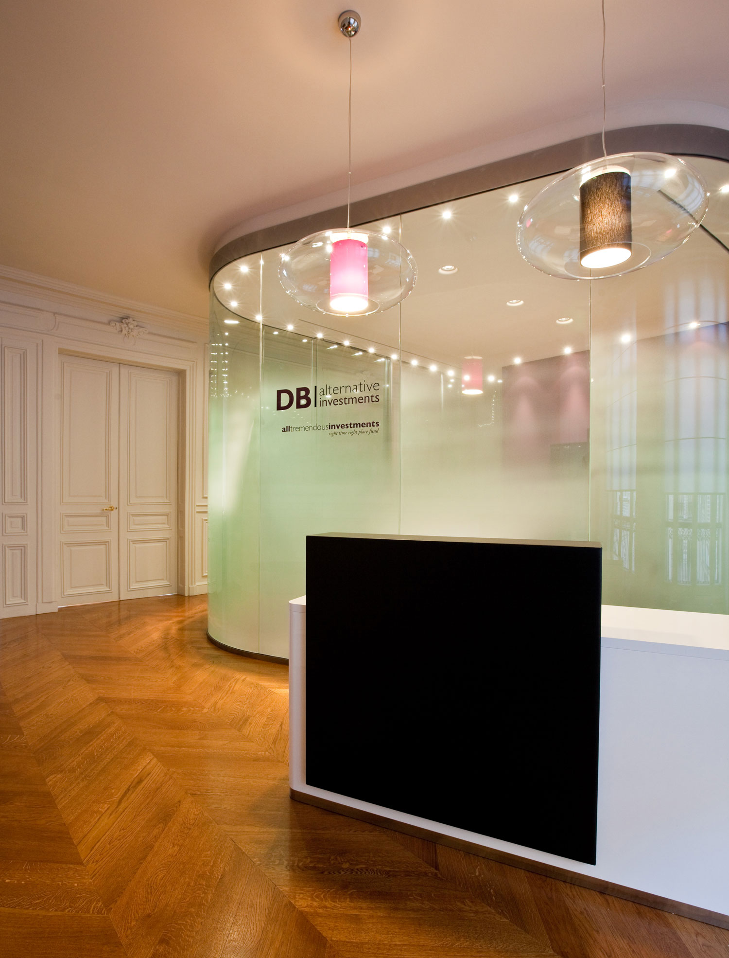 DB Investing MT5 AI Assistant to Bring AI-Powered Analysis